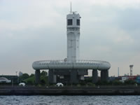 �}���[�����[�W�� �f�B�i�[�N���[�Y